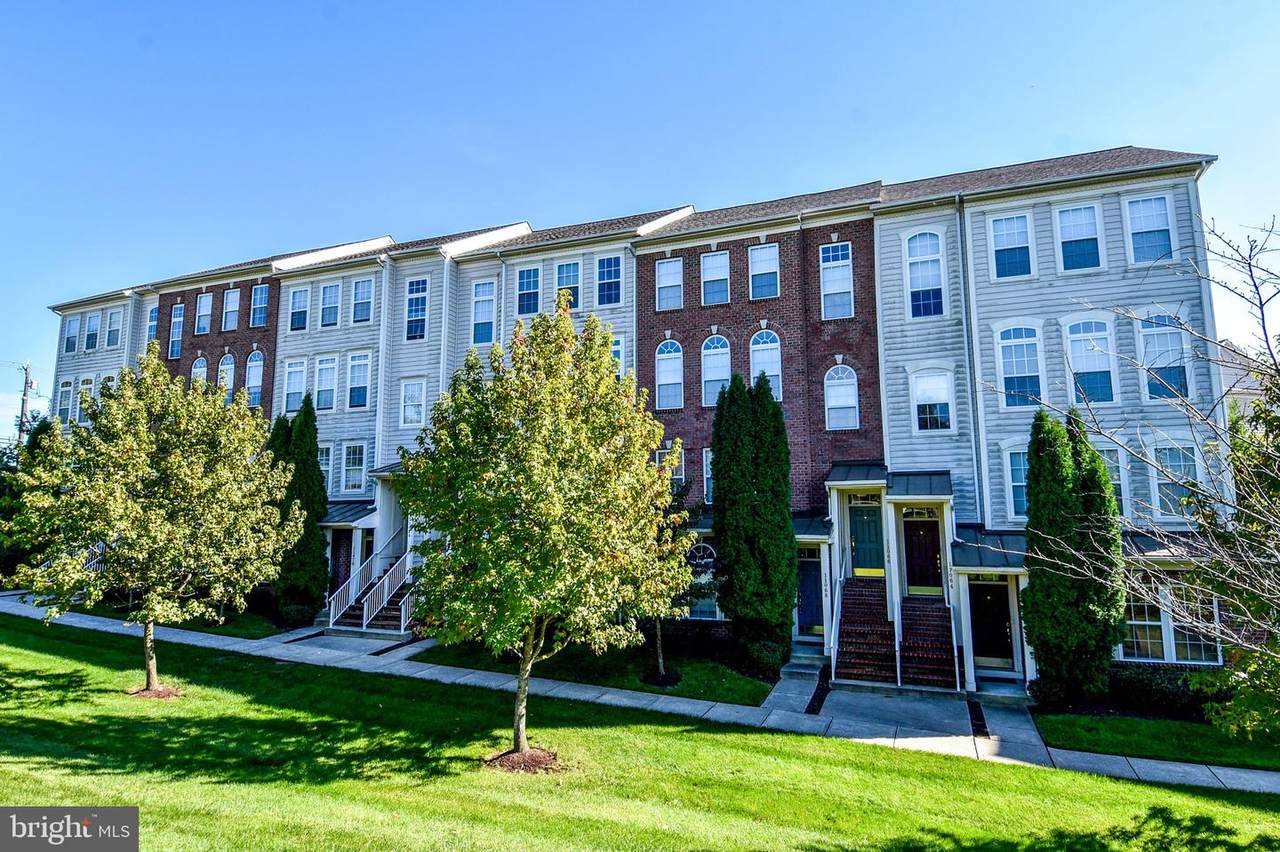 11068 Alex Way - Photo 1
