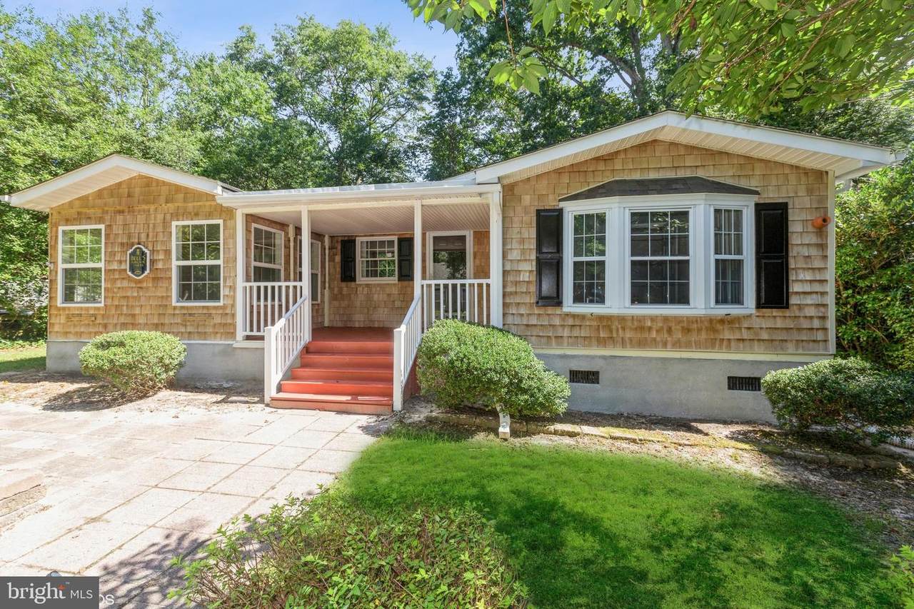 111 Georges Lane - Photo 1