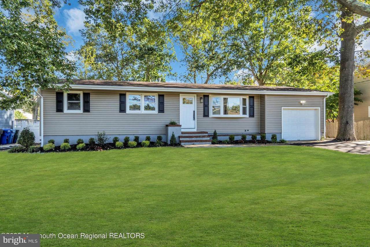 593 Allen Road - Photo 1
