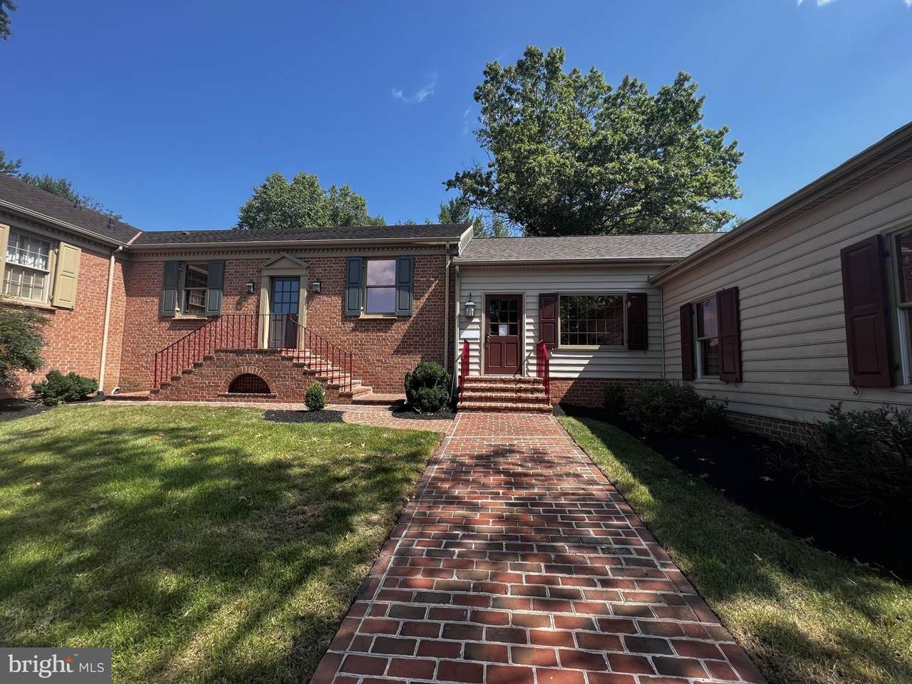 19758 Longmeadow Road - Photo 1