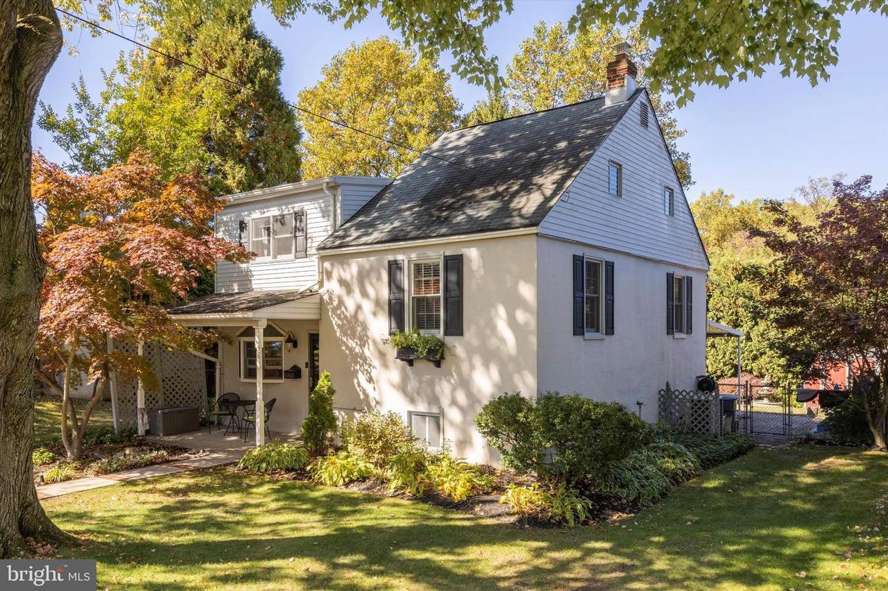 840 Caledonia Street - Photo 1