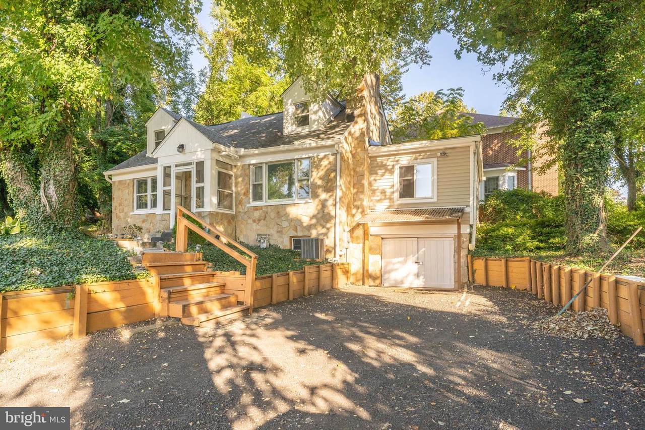 4023 Hirst Drive - Photo 1