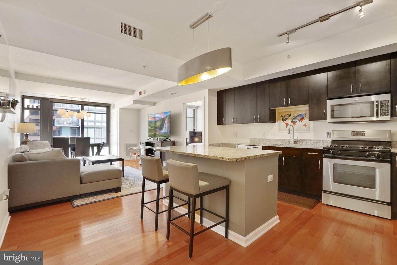 440 L Street - Photo 1