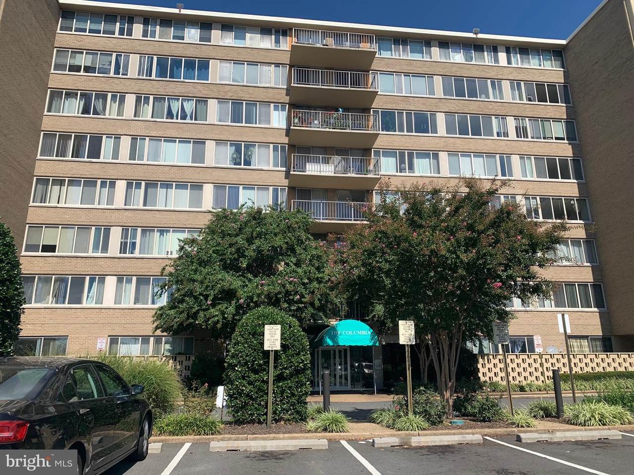 5565 Columbia Pike - Photo 1