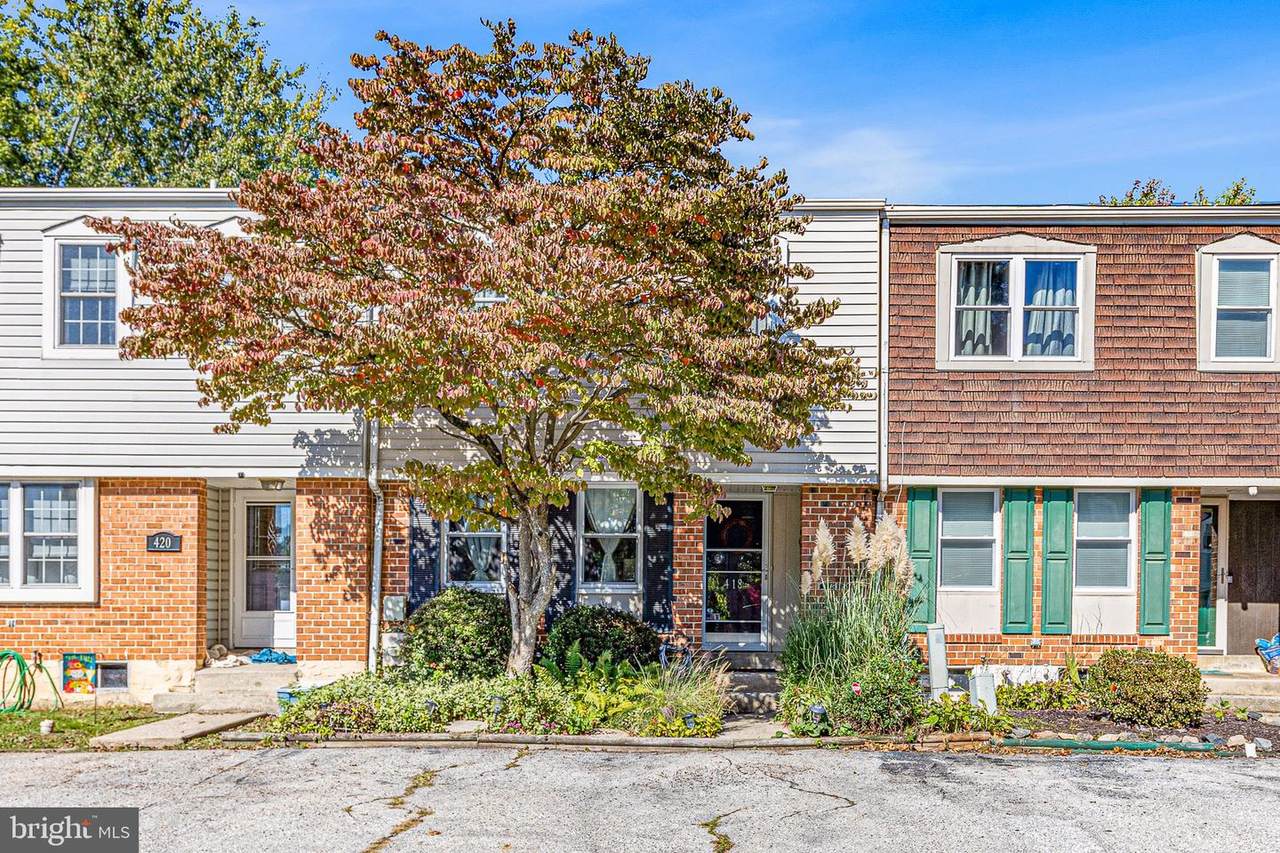 418 Monmouth Place - Photo 1
