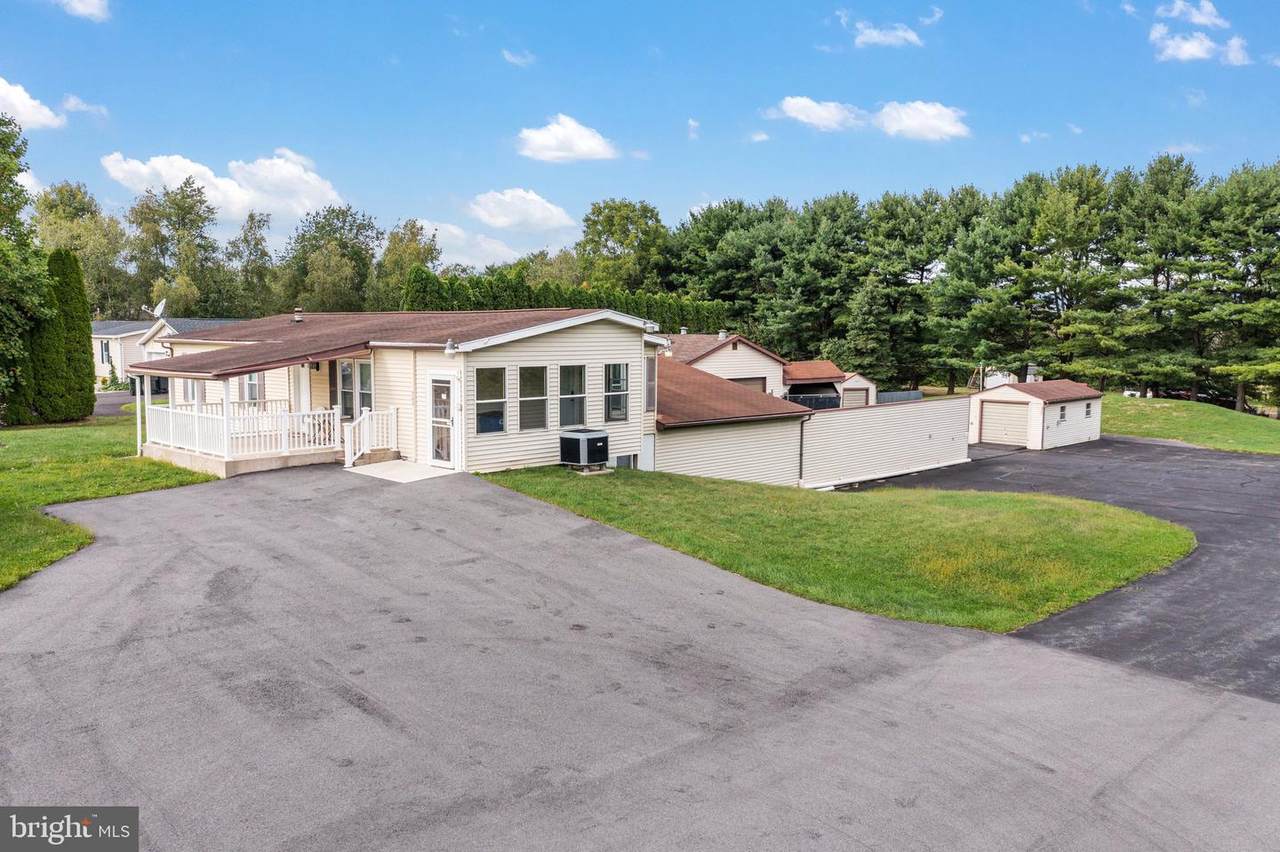 702 Cherry Hill Road - Photo 1