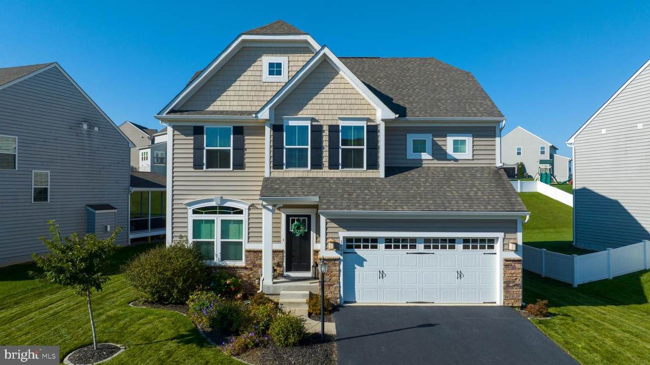 1055 Alta Vista Way - Photo 1