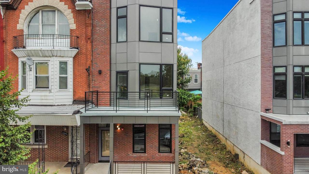 1537 33RD Street - Photo 1