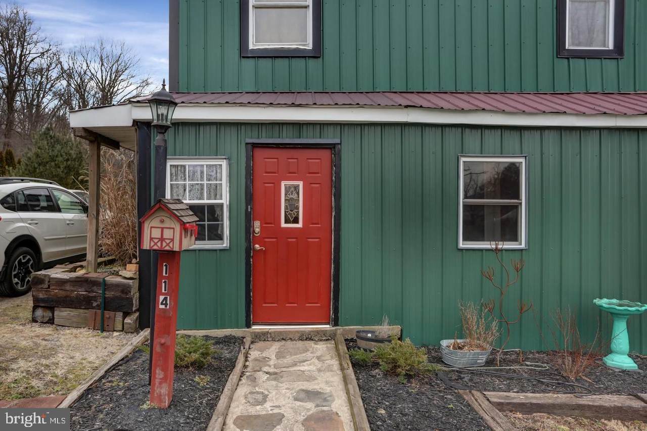114 4TH Street - Photo 1