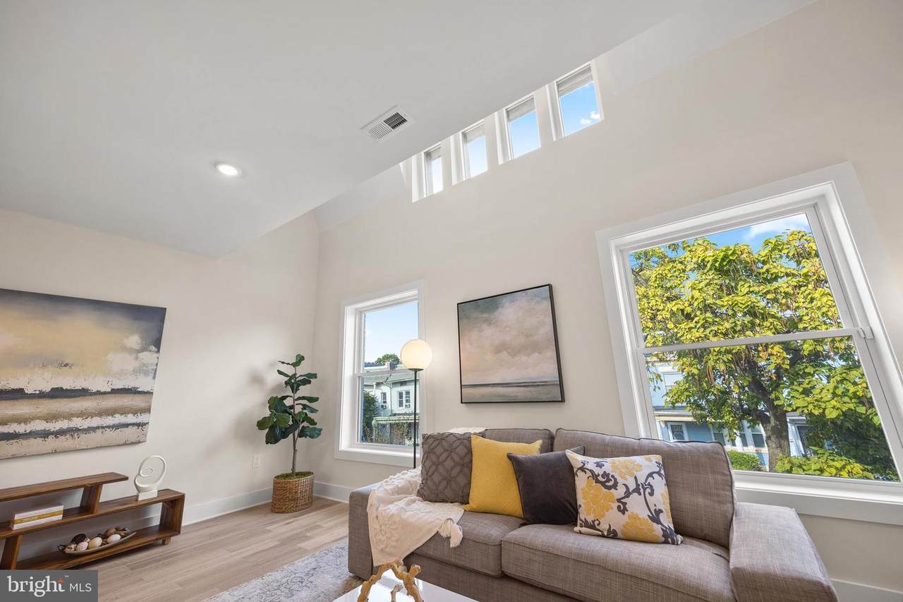 1420 Perry Place - Photo 1