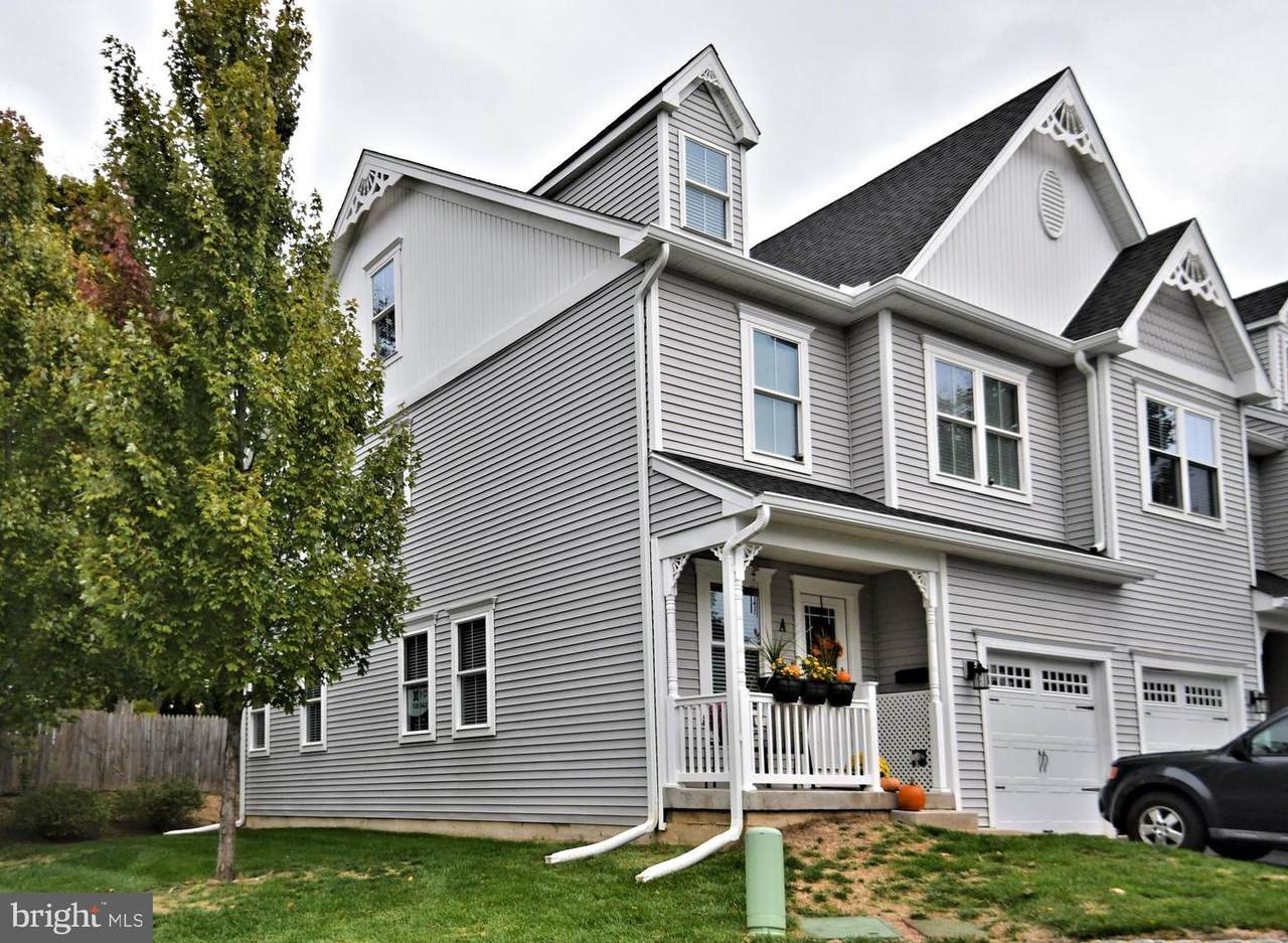 400 York Road - Photo 1
