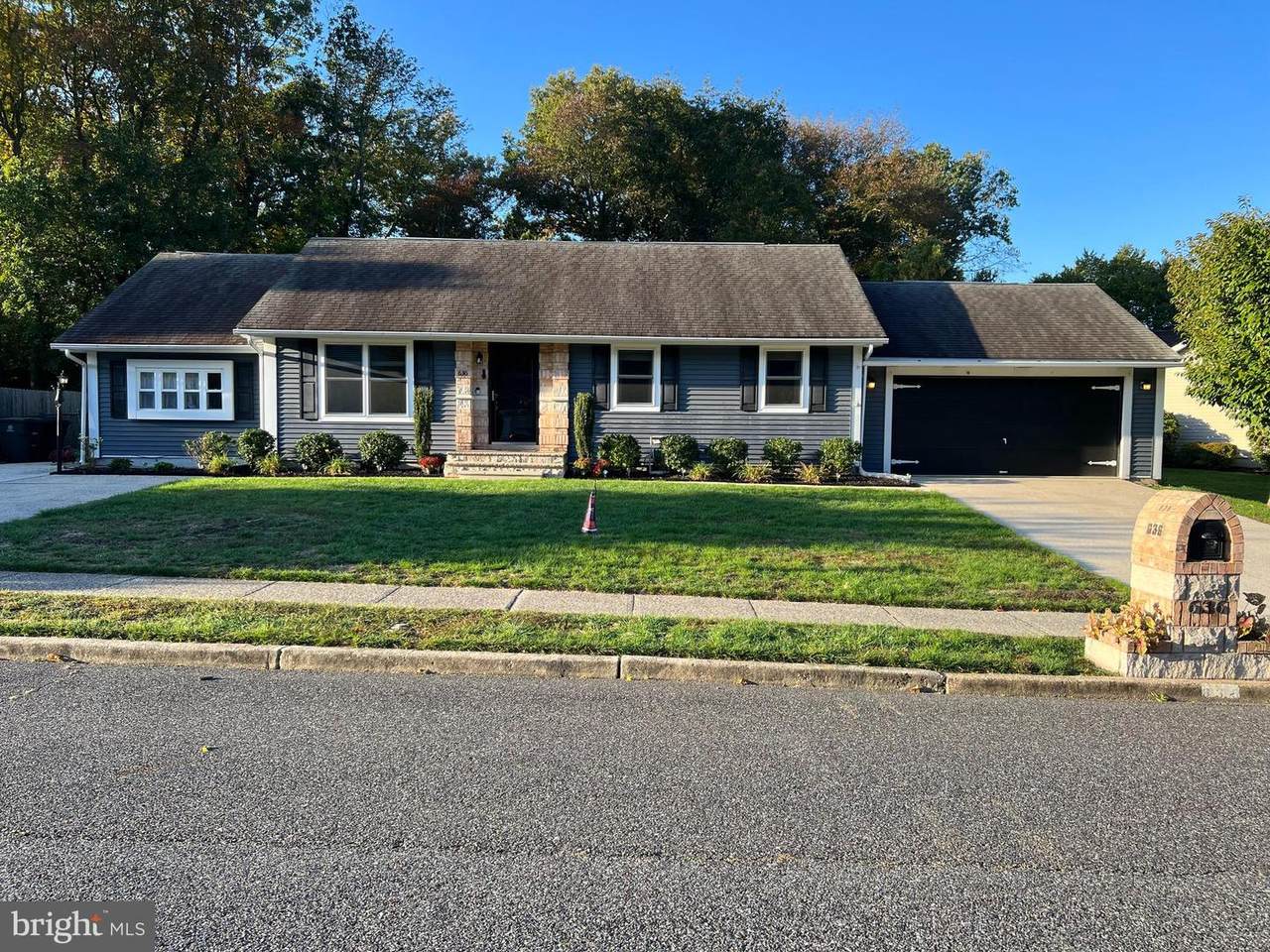 636 Greenbriar Drive - Photo 1