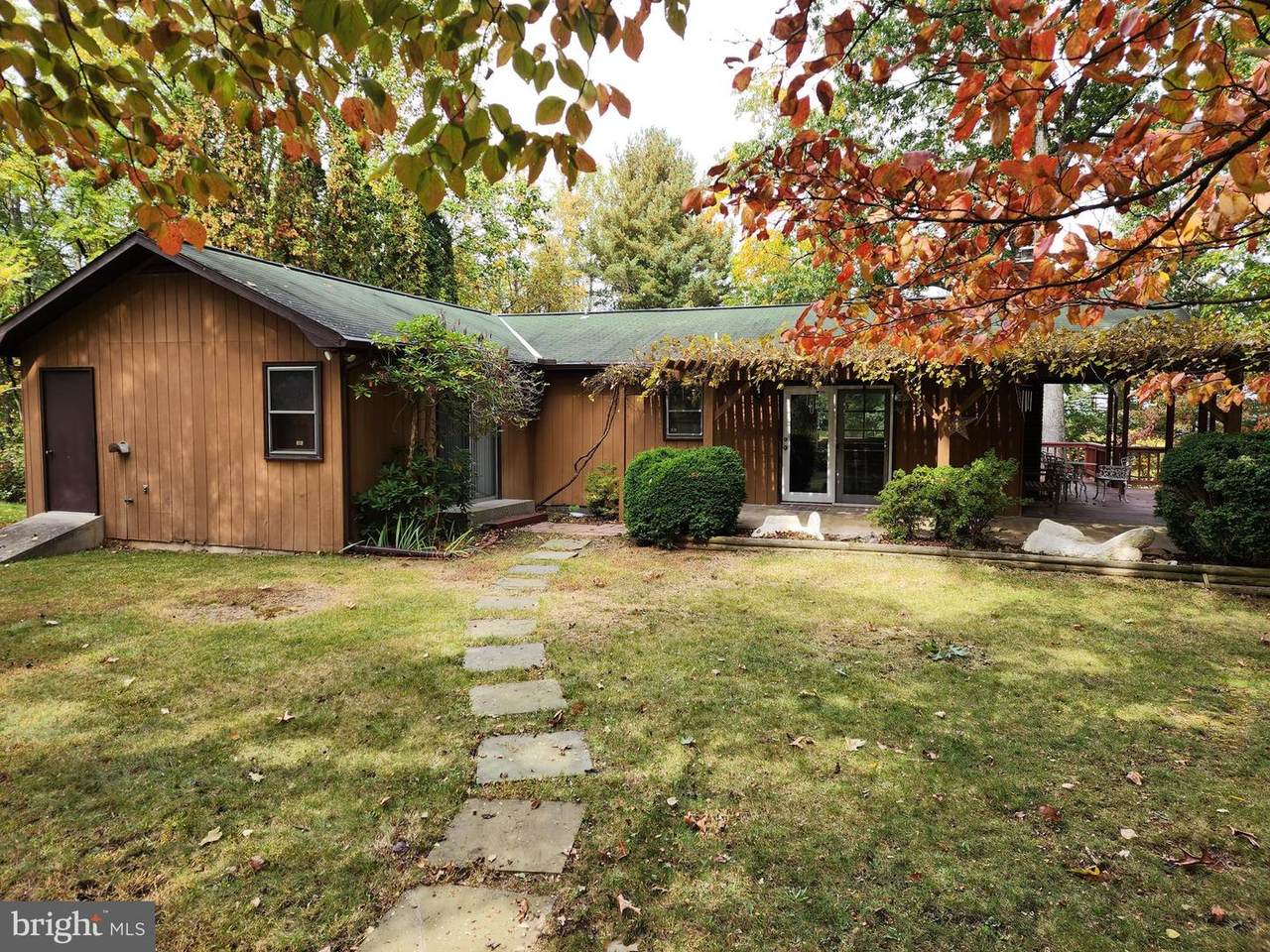 18 Pinehill Trail - Photo 1