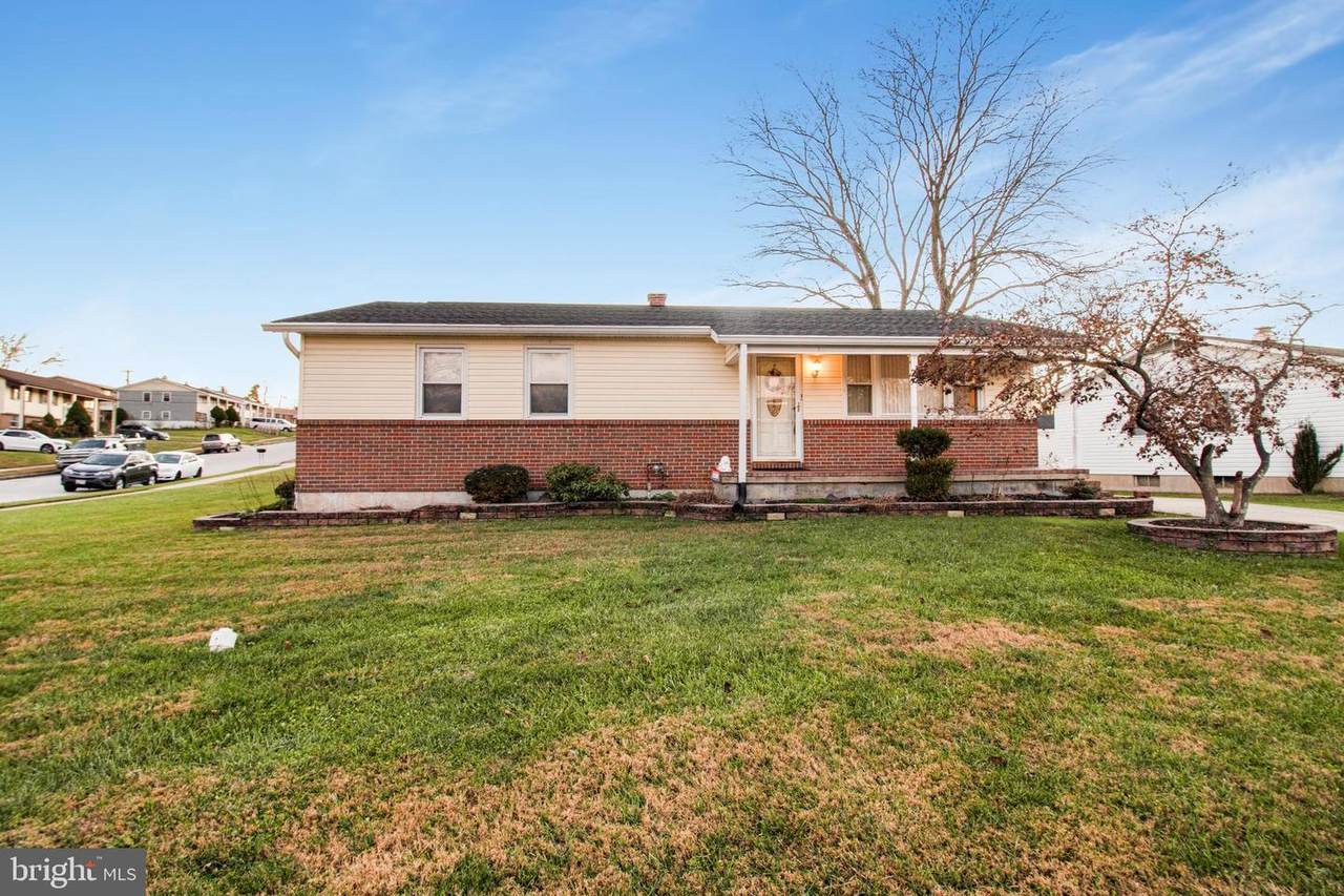 1 Glenwest Court - Photo 1