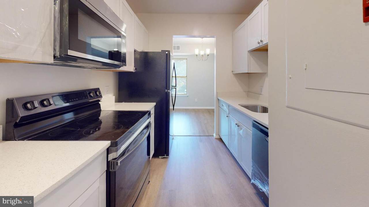 7909 Badenloch Way - Photo 1