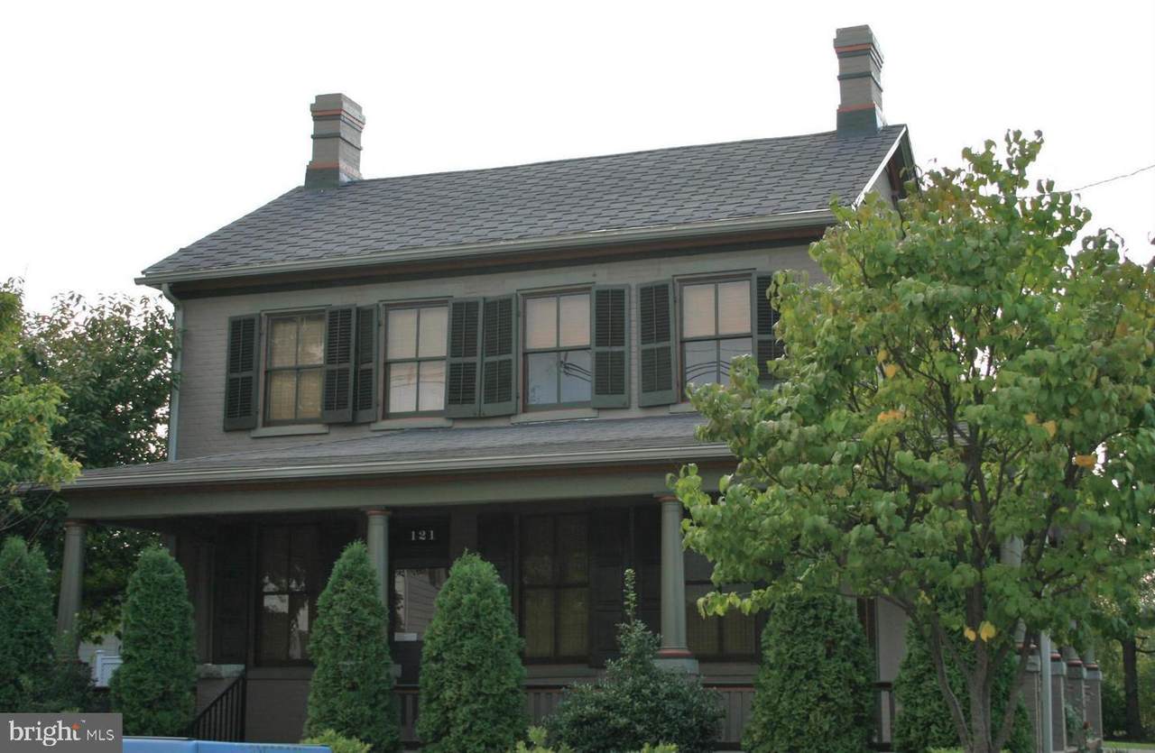 121 S Washington Street - Photo 1