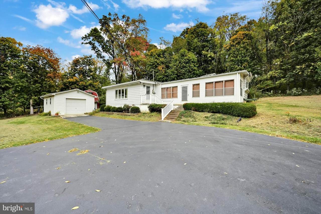 3057 Harrisburg Pike - Photo 1