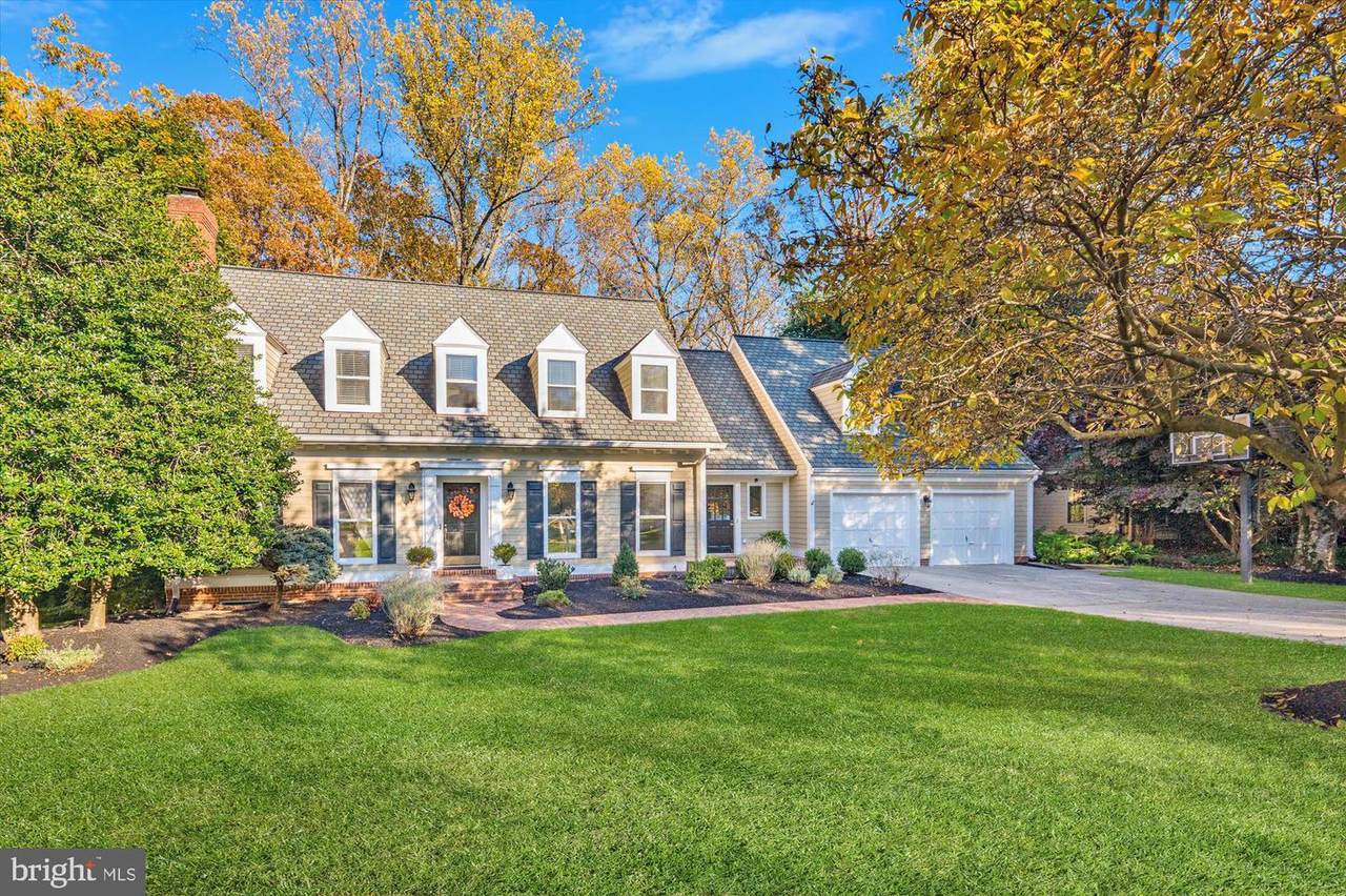7421 River Falls Drive - Photo 1
