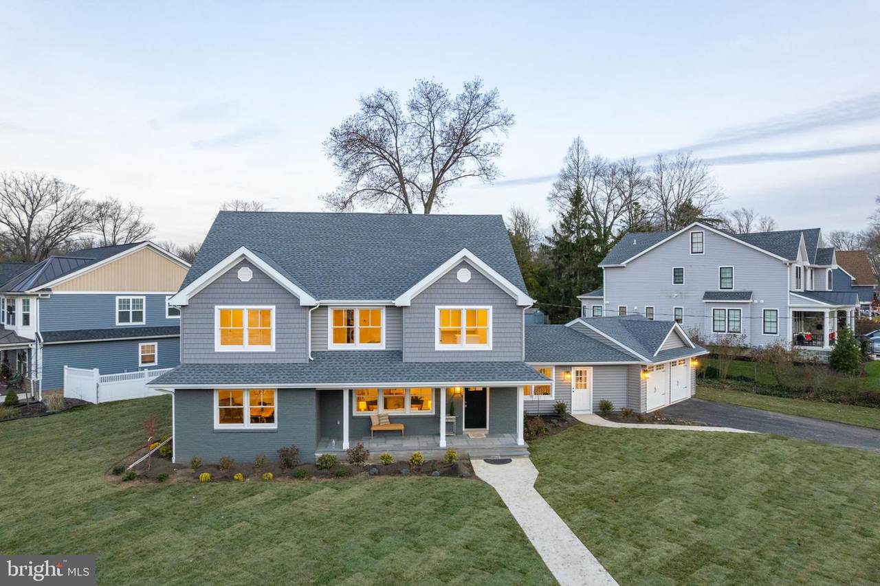 745 Cedar Avenue - Photo 1