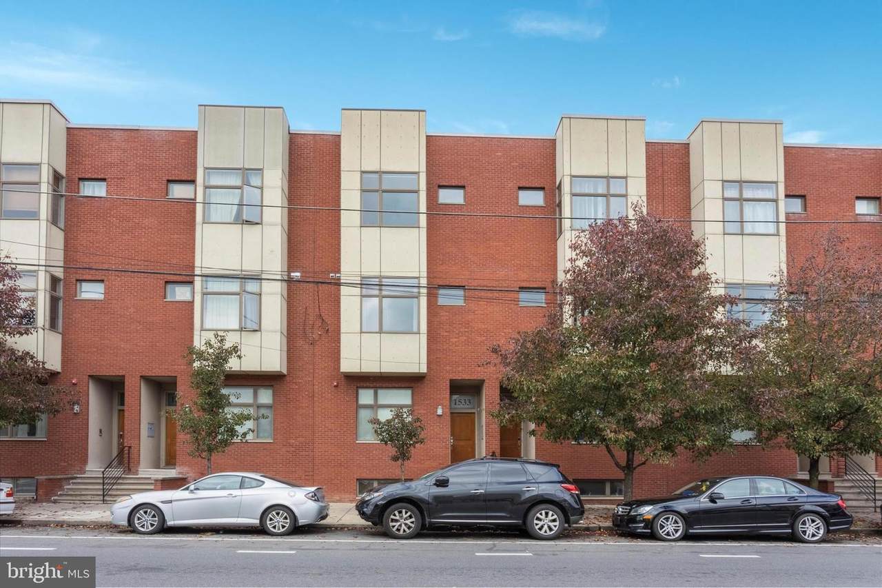 1533 Fairmount Avenue - Photo 1