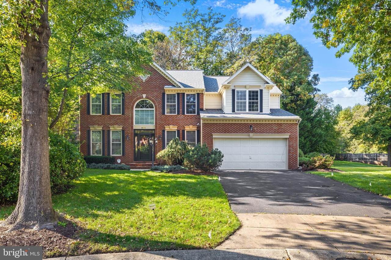 8376 Scarlet Glen Court - Photo 1