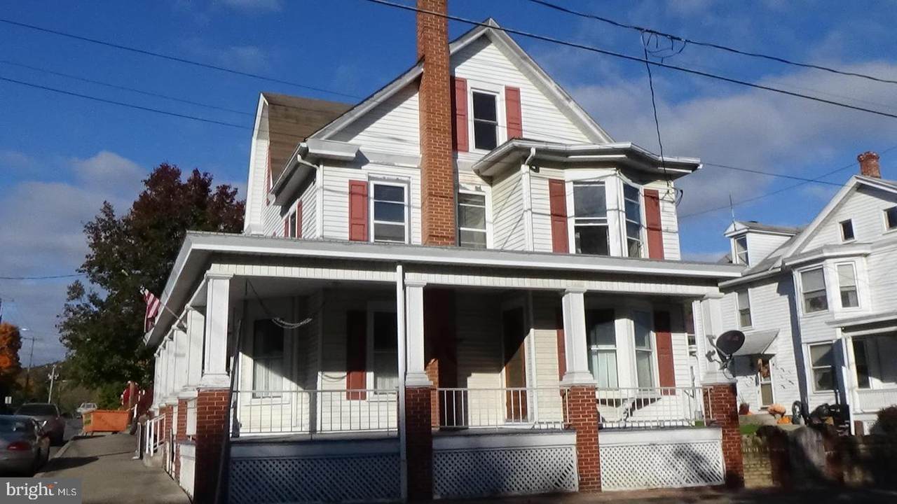202 Licking Street - Photo 1