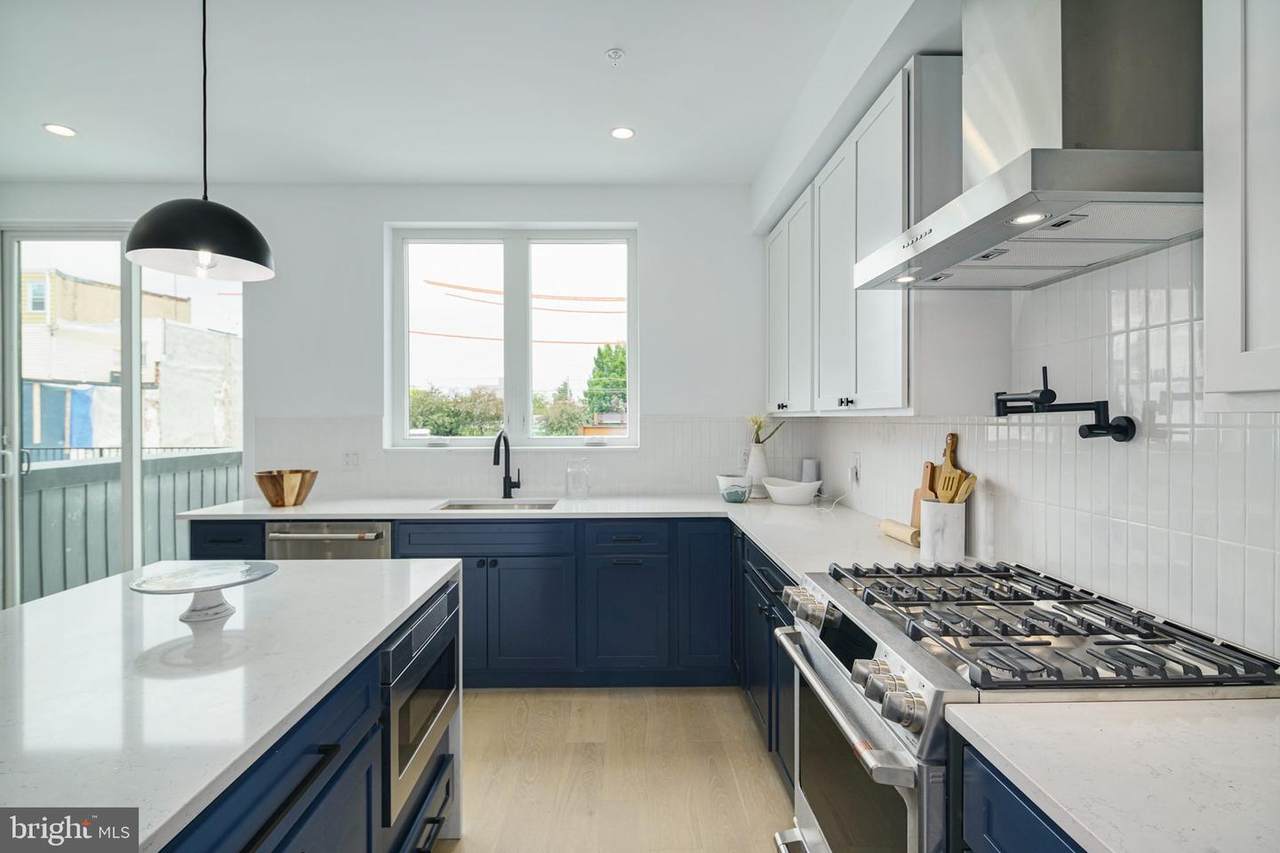 2514 Cumberland Street - Photo 1