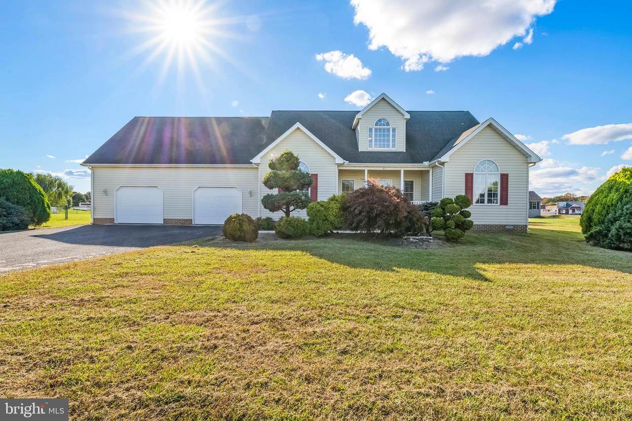 705 Overbrooke Lane - Photo 1