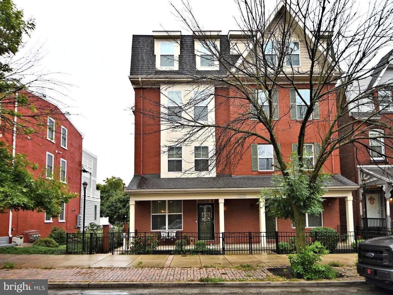 1010 Dekalb Street - Photo 1