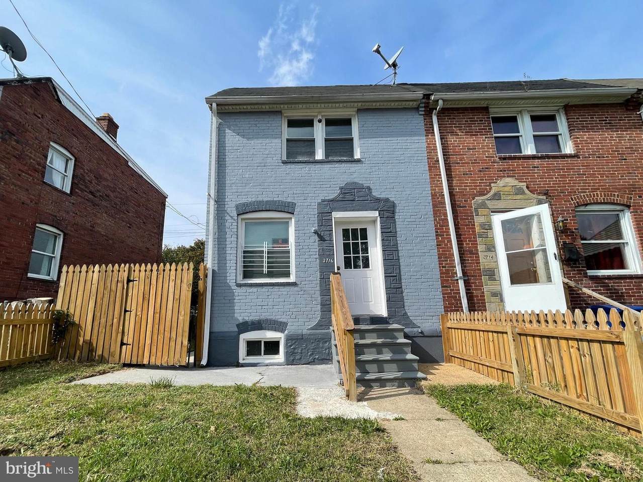 3716 Saint Victor Street - Photo 1