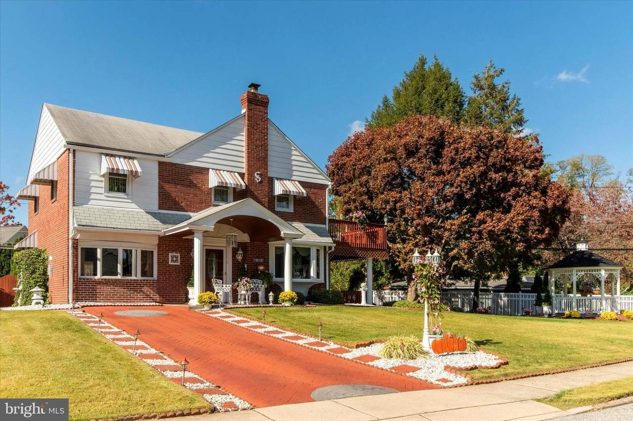 2 Crescent Hill Drive - Photo 1
