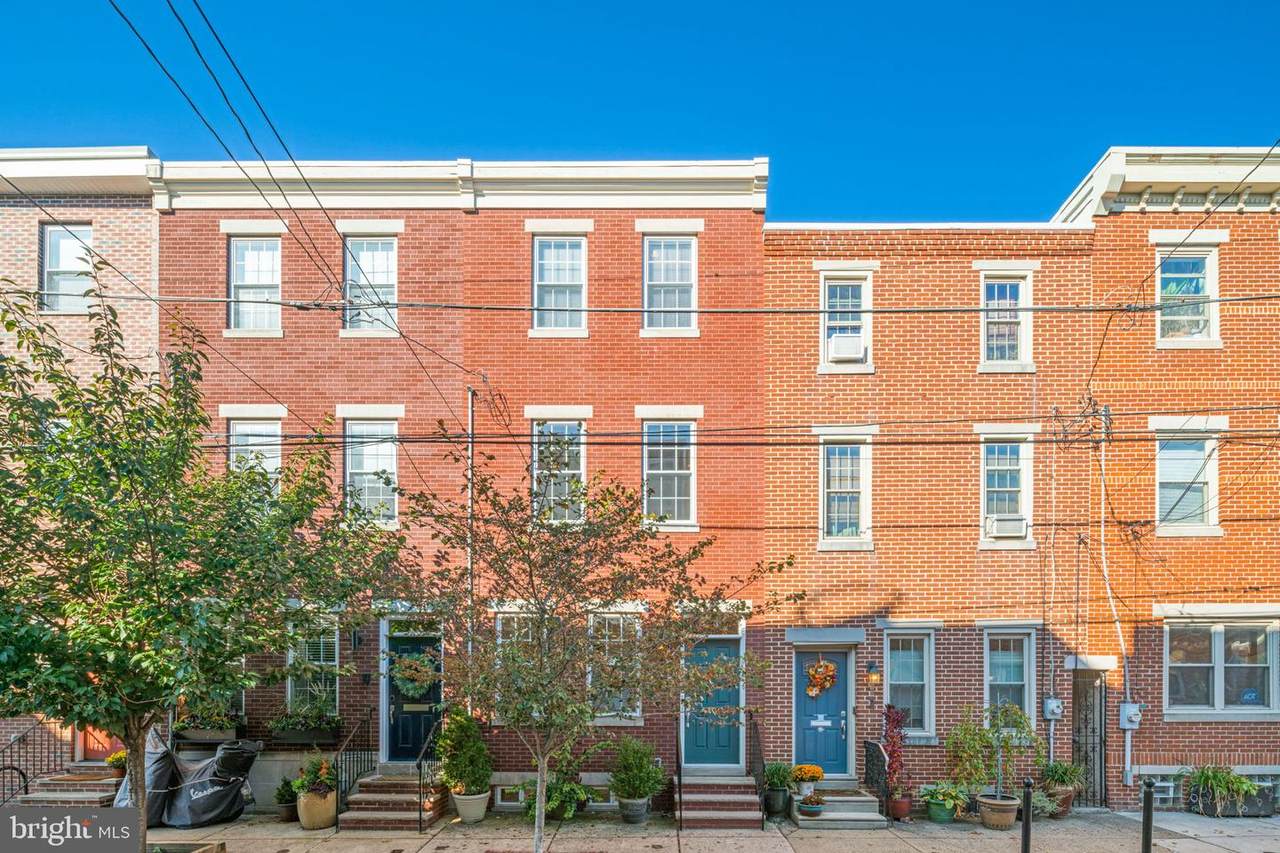 816 Capitol Street - Photo 1