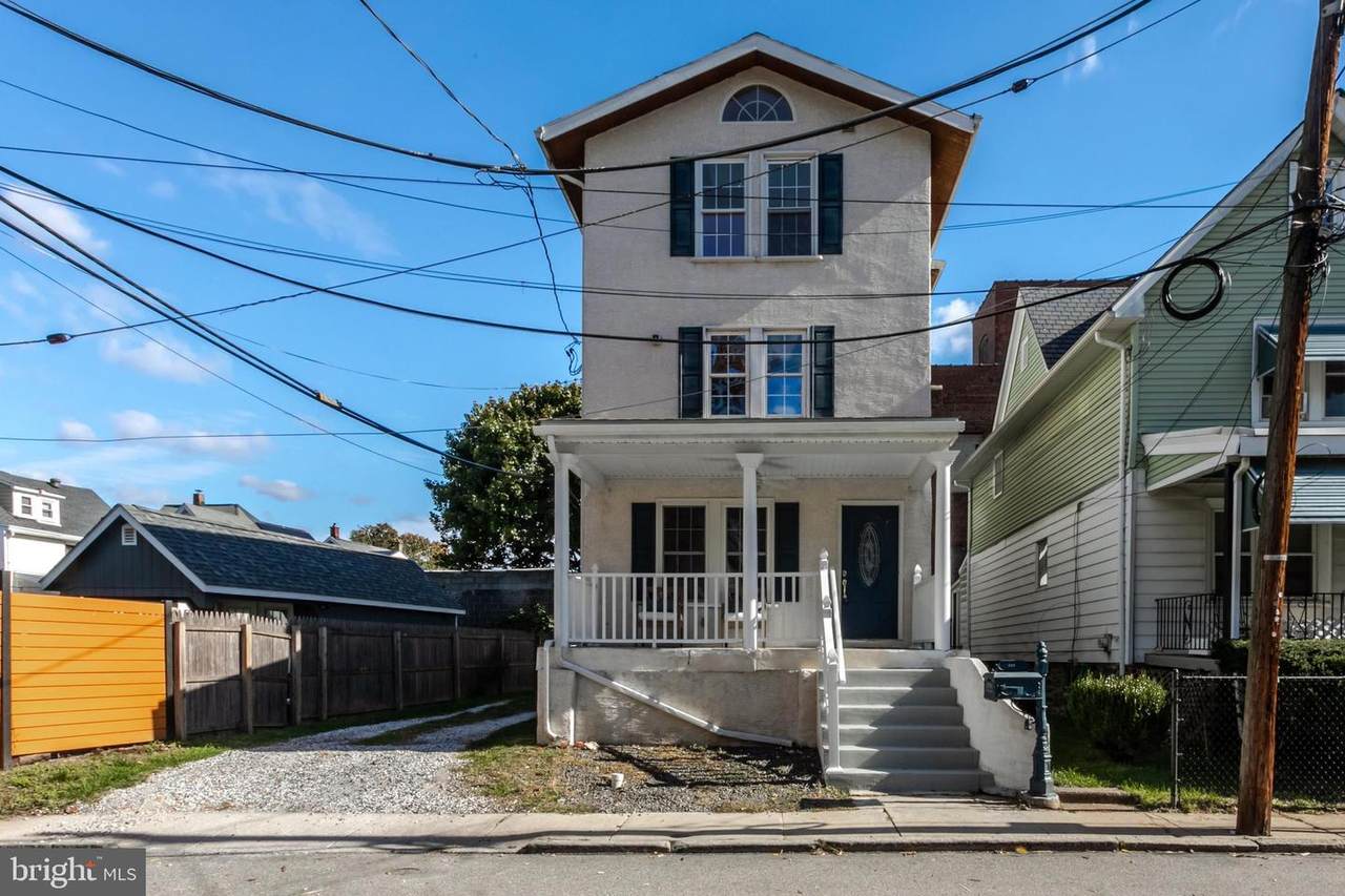 209 Greenfield Terrace - Photo 1