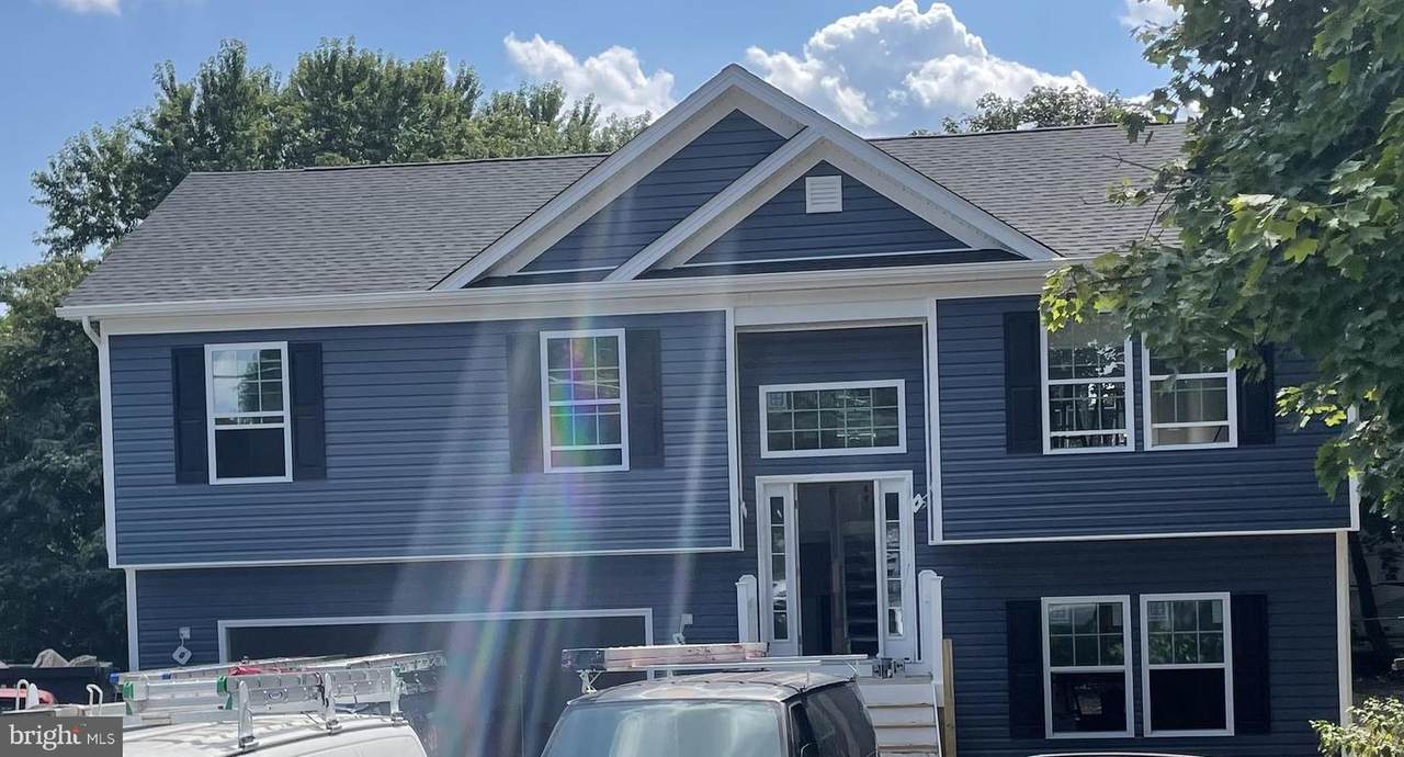 306 Elliott Drive - Photo 1