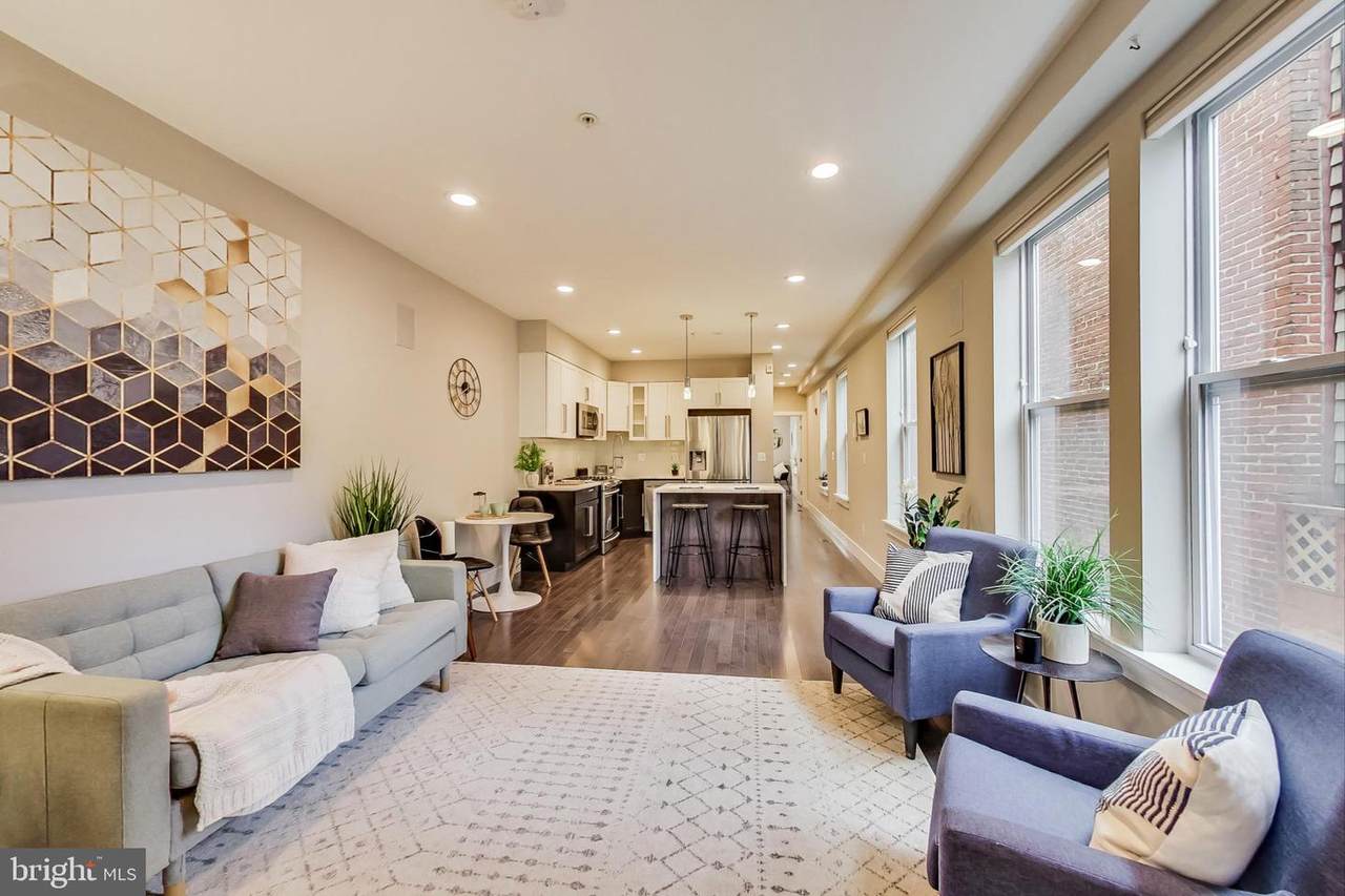 727 Jefferson Street - Photo 1