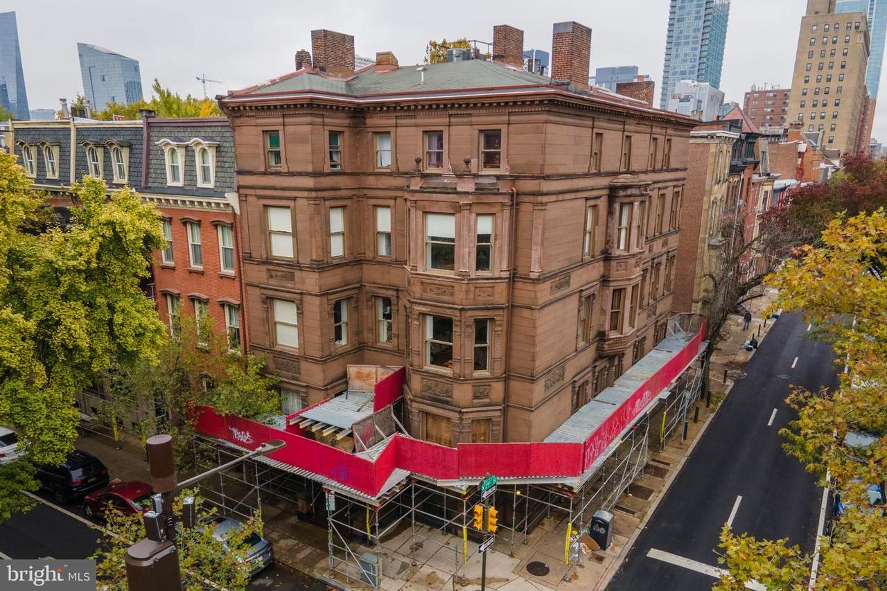 2101-3 Spruce Street - Photo 1