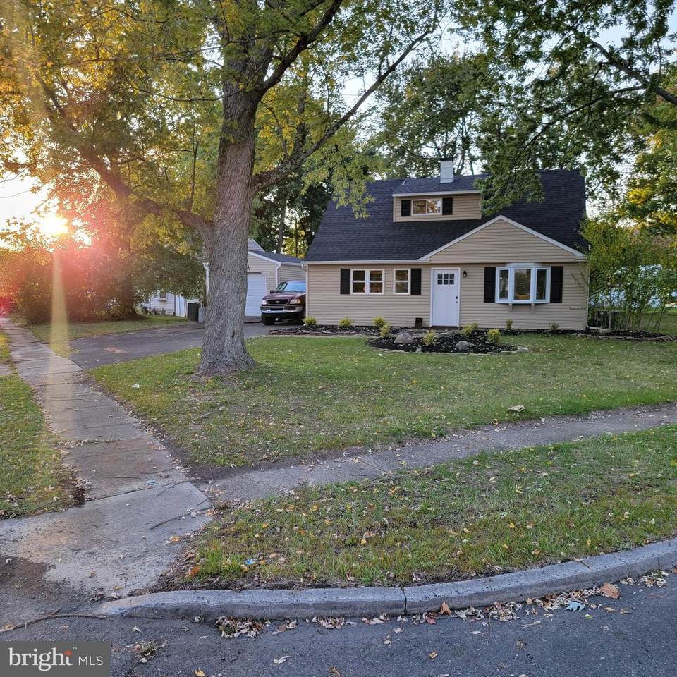 695 Carlisle Drive - Photo 1