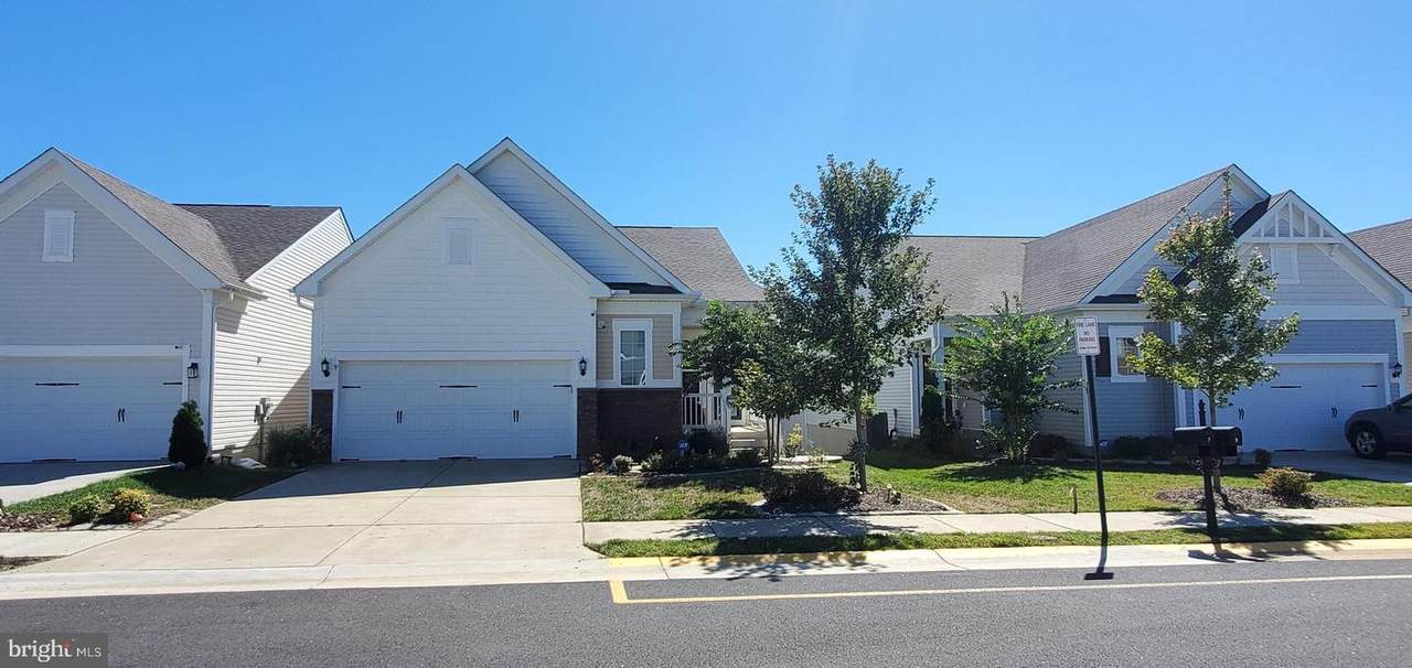 7 Montauk Avenue - Photo 1