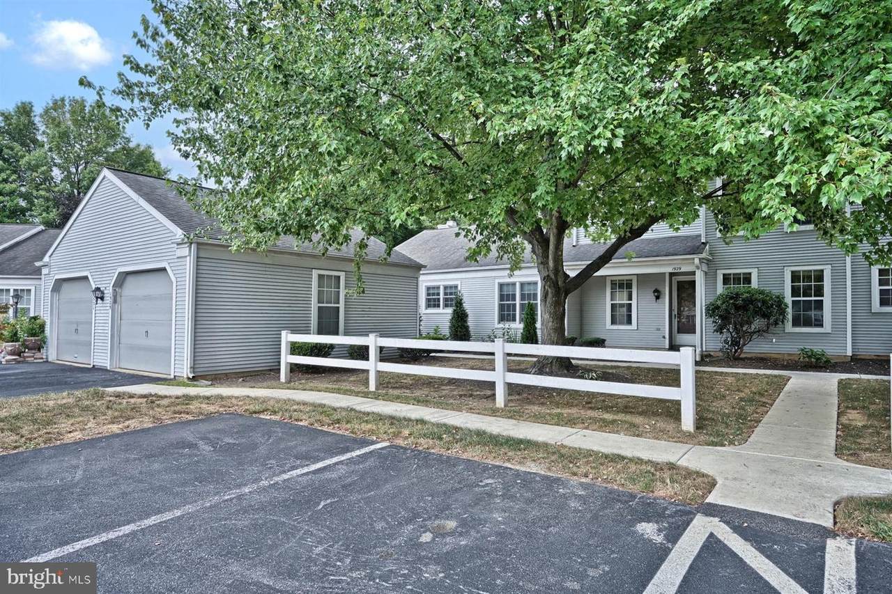 1833 Wexford Road - Photo 1