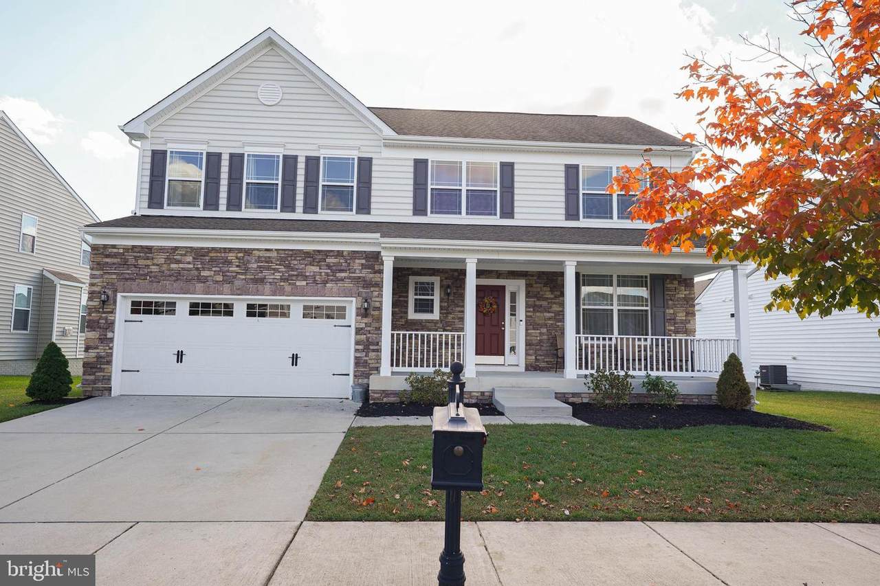29519 Glenwood Drive - Photo 1