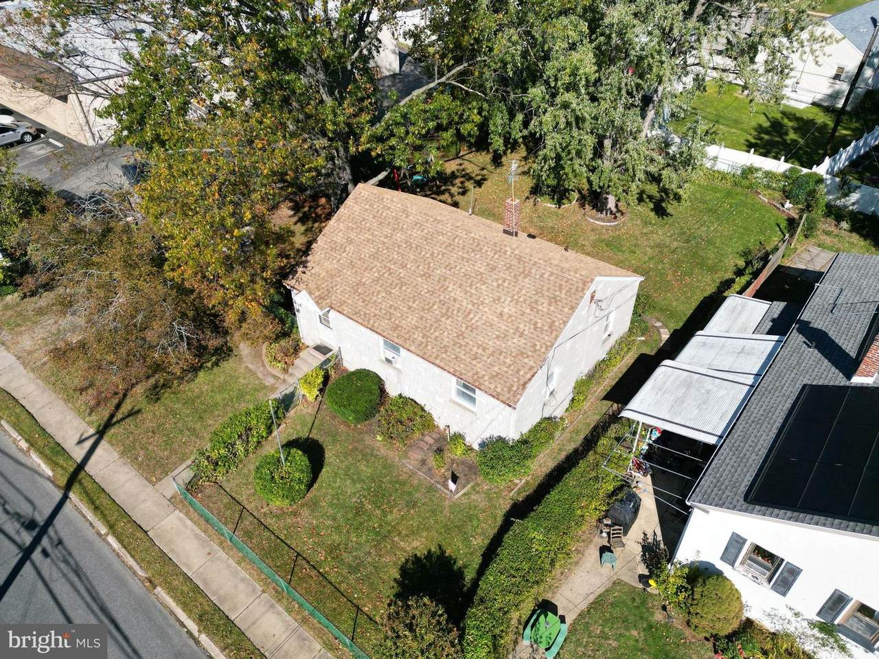 216 Amosland Road - Photo 1