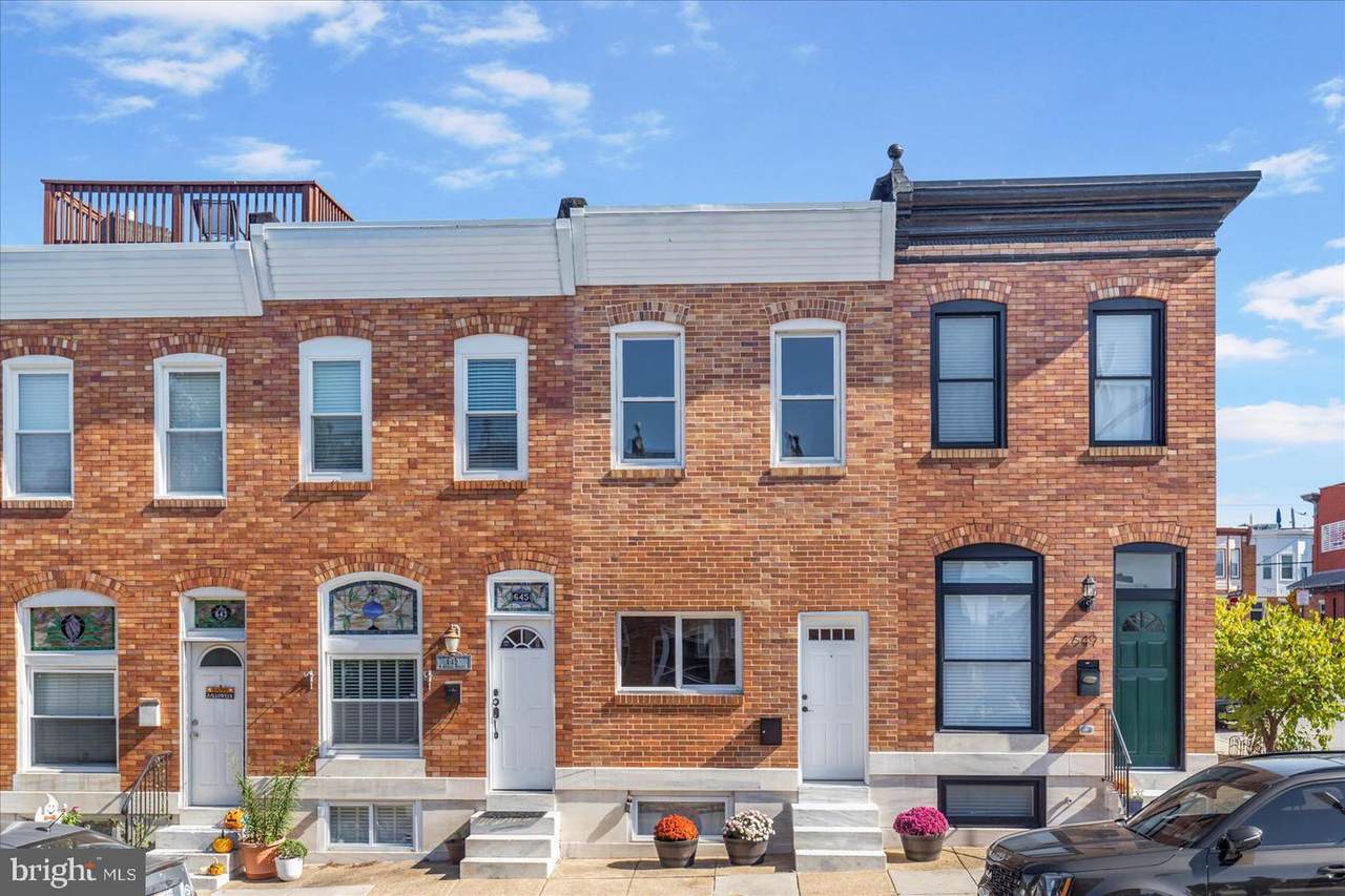 647 Curley Street - Photo 1