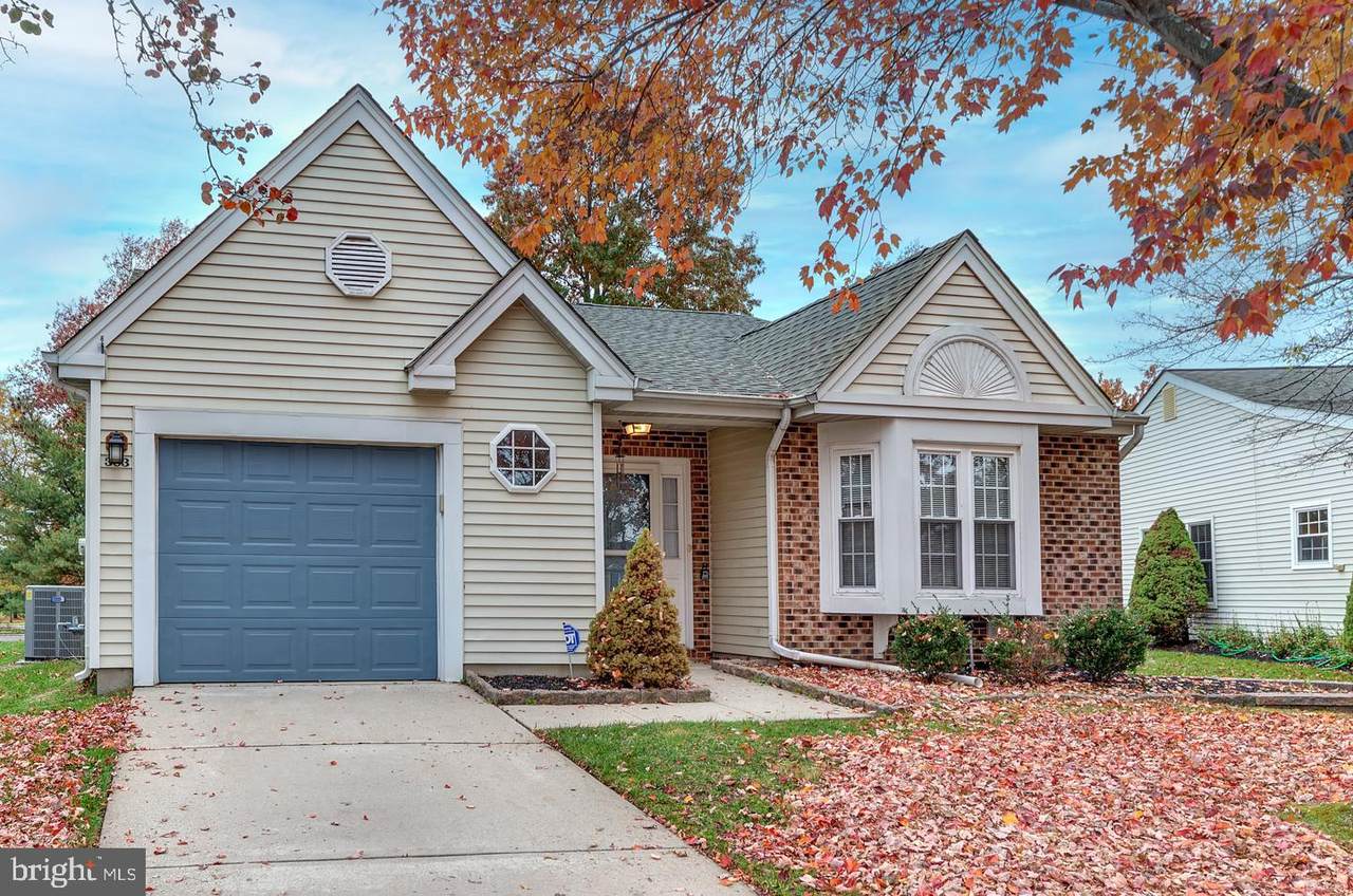 303 Moonseed Place - Photo 1