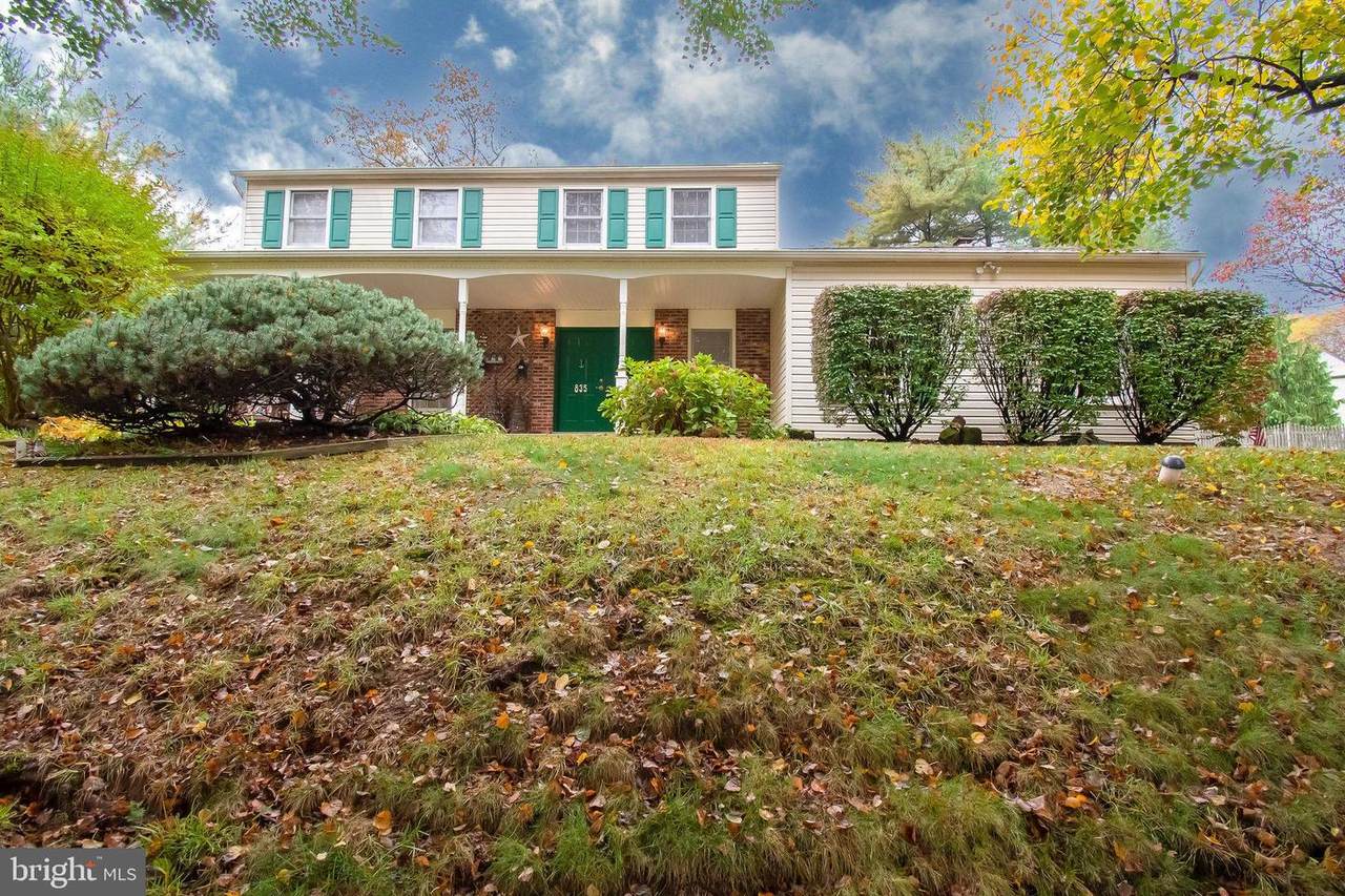 835 Hudson Drive - Photo 1