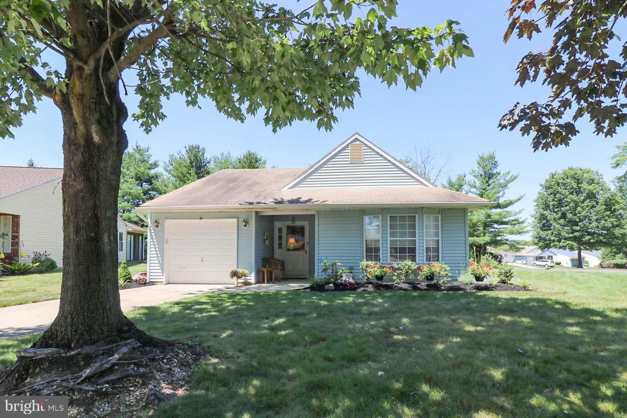 27 Fireside Circle - Photo 1