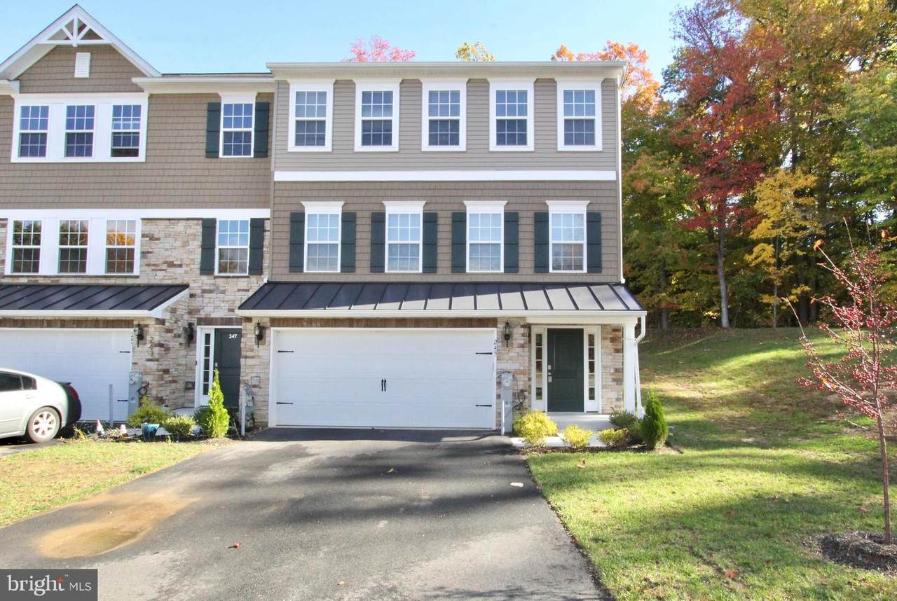 245 Trails Way - Photo 1