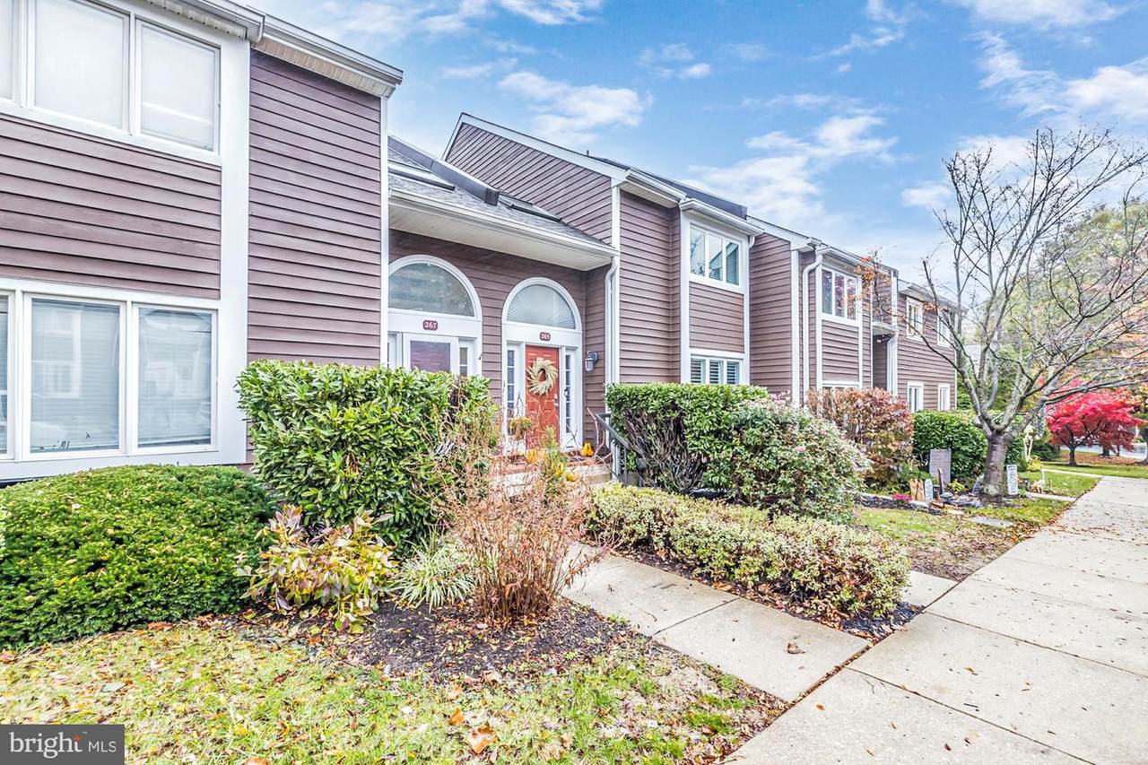 265 Fox Run - Photo 1