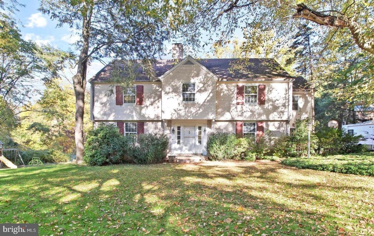 431 Crescent Road - Photo 1