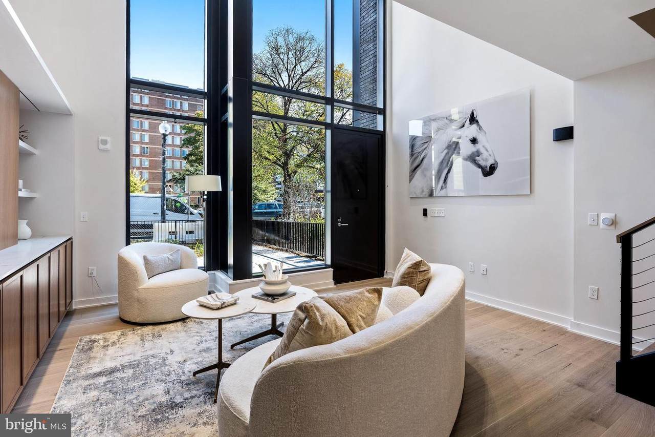 1328 8TH Street - Photo 1