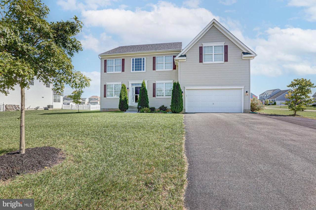 1143 Cardigan Road - Photo 1